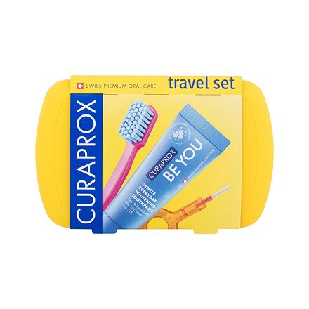 Curaprox Travel Set Yellow sada: skládací zubní kartáček CS 5460 Ultra Soft 1 ks + zubní pasta Be You Daydreamer Blackberry & Licorice 10 ml + mezizubní kartáček 2 ks + držák na mezizubní kartáček 1 ks