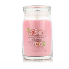 Vonná svíčka Yankee Candle Signature Fresh Cut Roses 567 g