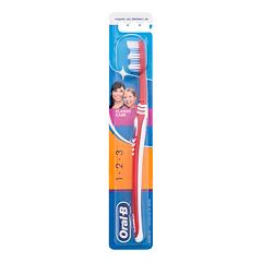 Klasický zubní kartáček Oral-B 1-2-3 Classic Medium 1 ks