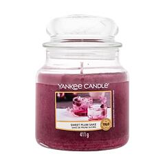 Vonná svíčka Yankee Candle Sweet Plum Sake 411 g