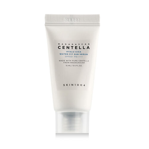 Opalovací přípravek na obličej SKIN1004 Hyalu-Cica Water-Fit Sun Serum SPF50+ 15 ml