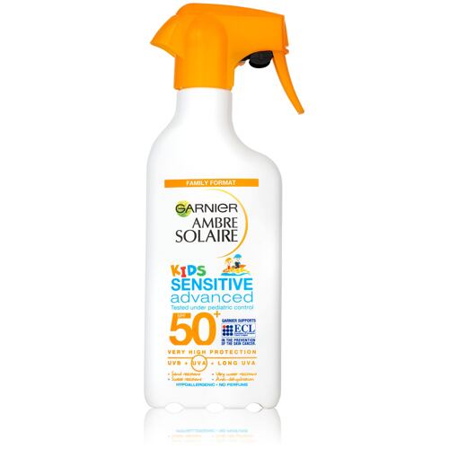 Opalovací přípravek na tělo Garnier Ambre Solaire Kids Sensitive Advanced Spray SPF50+ 270 ml