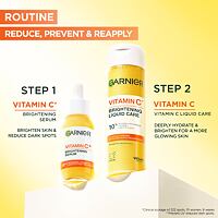 Pleťová esence Garnier Vitamin C Brightening Liquid Care 120 ml